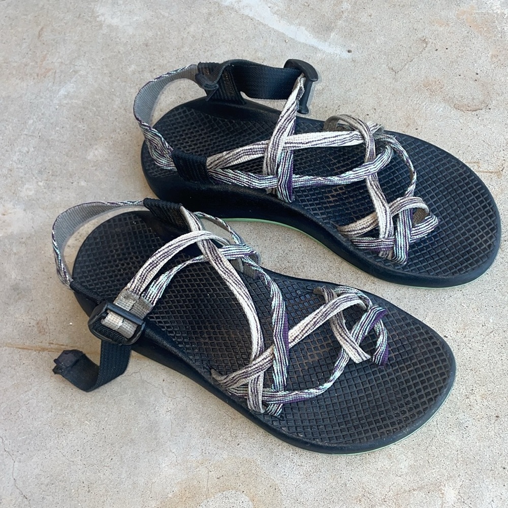Chaco  white/purple Sandals! 7
